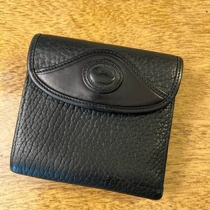 Vintage Dooney and Bourke credit card wallet in black with black trim